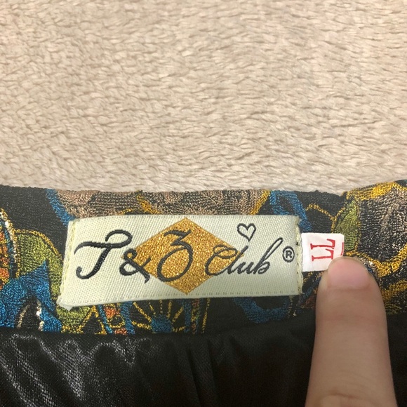 T & 3 Club Floral Maxi Skirt Longyi Sarong - Picture 8 of 8